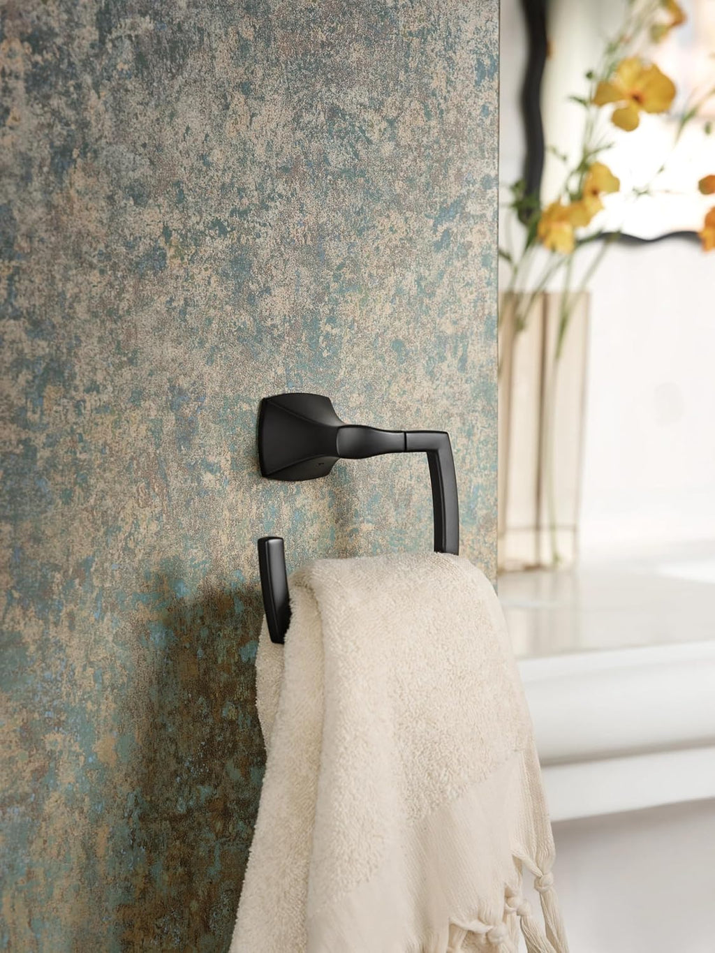 Moen Voss Matte Black Modern Square Wall Mount Bathroom Hand Towel Ring, YB5186BL